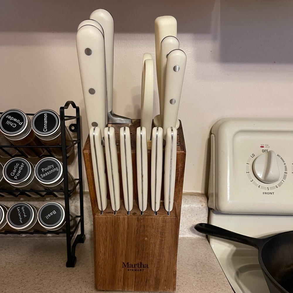 Martha Stewart White Knife Set